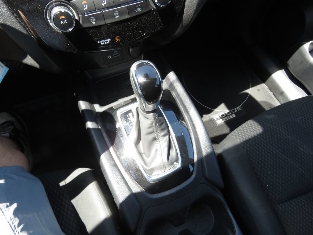Used 2021 Nissan Rogue Sport S AWD/4WD image 23