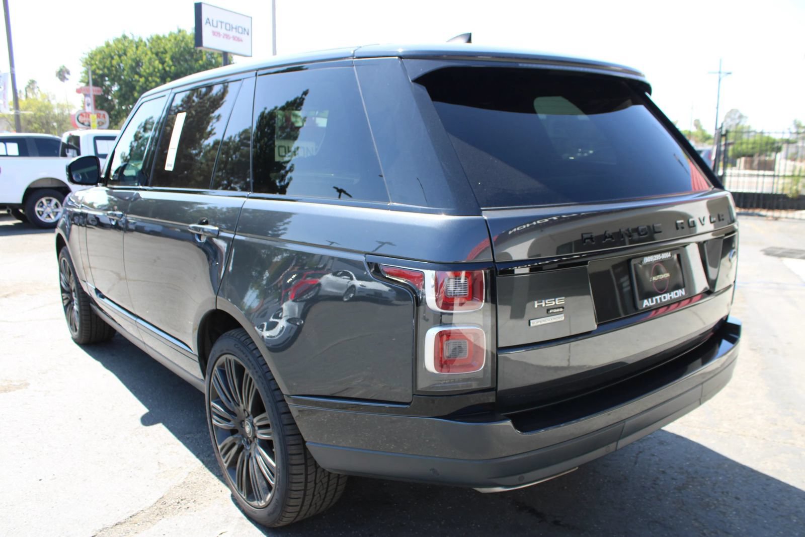 Used 2021 Land Rover Range Rover P525 Westminster Edition LWB AWD/4WD image 9