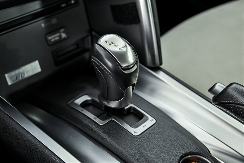 Used 2009 Nissan GT-R Premium AWD/4WD image 28