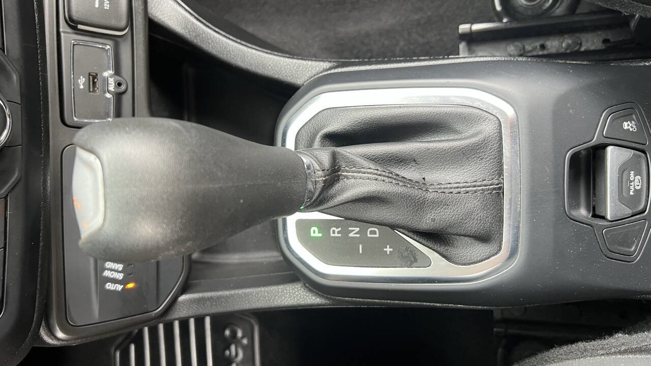Used 2020 Jeep Renegade Altitude AWD/4WD image 24