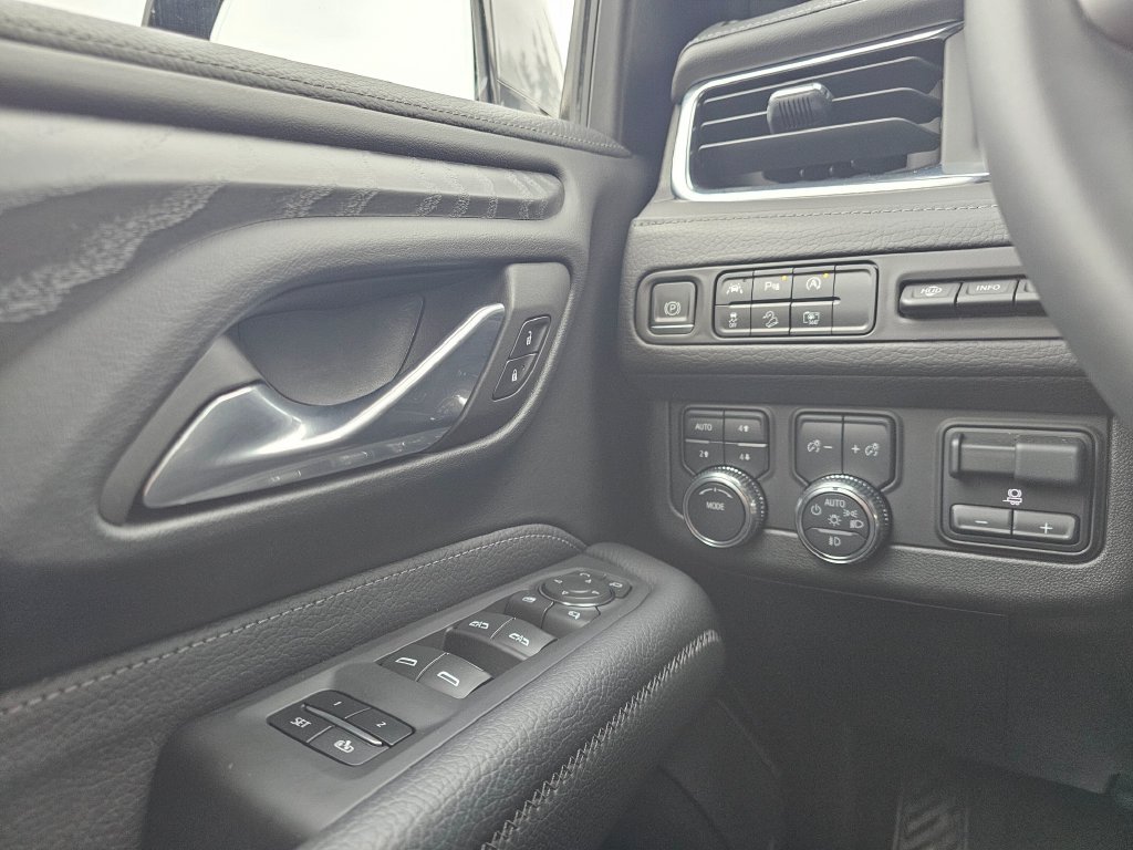 Used 2024 GMC Yukon XL Denali w/ Max Trailering Package AWD/4WD image 33