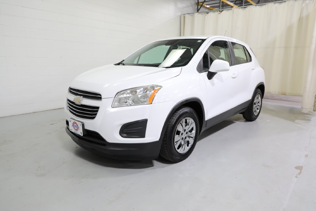 Used 2016 Chevrolet Trax LS w/ LPO, Cargo Package FWD image 15