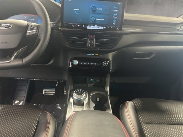 Certified 2023 Ford Escape ST-Line Elite w/ Class II Trailer Tow Package AWD/4WD image 2