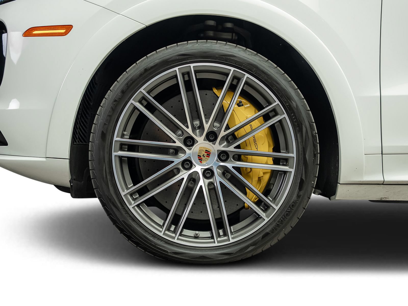 Used 2022 Porsche Cayenne Turbo S AWD/4WD image 19