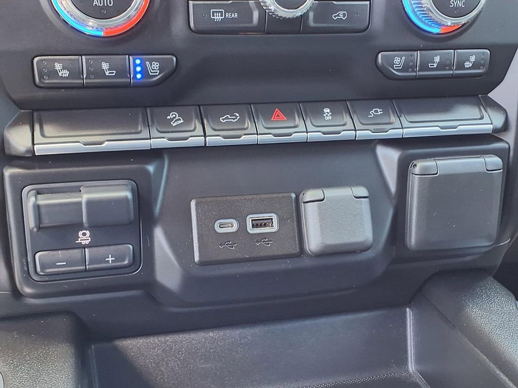 Used 2023 GMC Sierra 2500 SLT w/ SLT Convenience Package AWD/4WD image 31