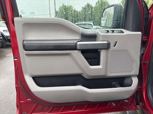 Used 2018 Ford F150 XLT w/ Equipment Group 302A Luxury AWD/4WD image 23
