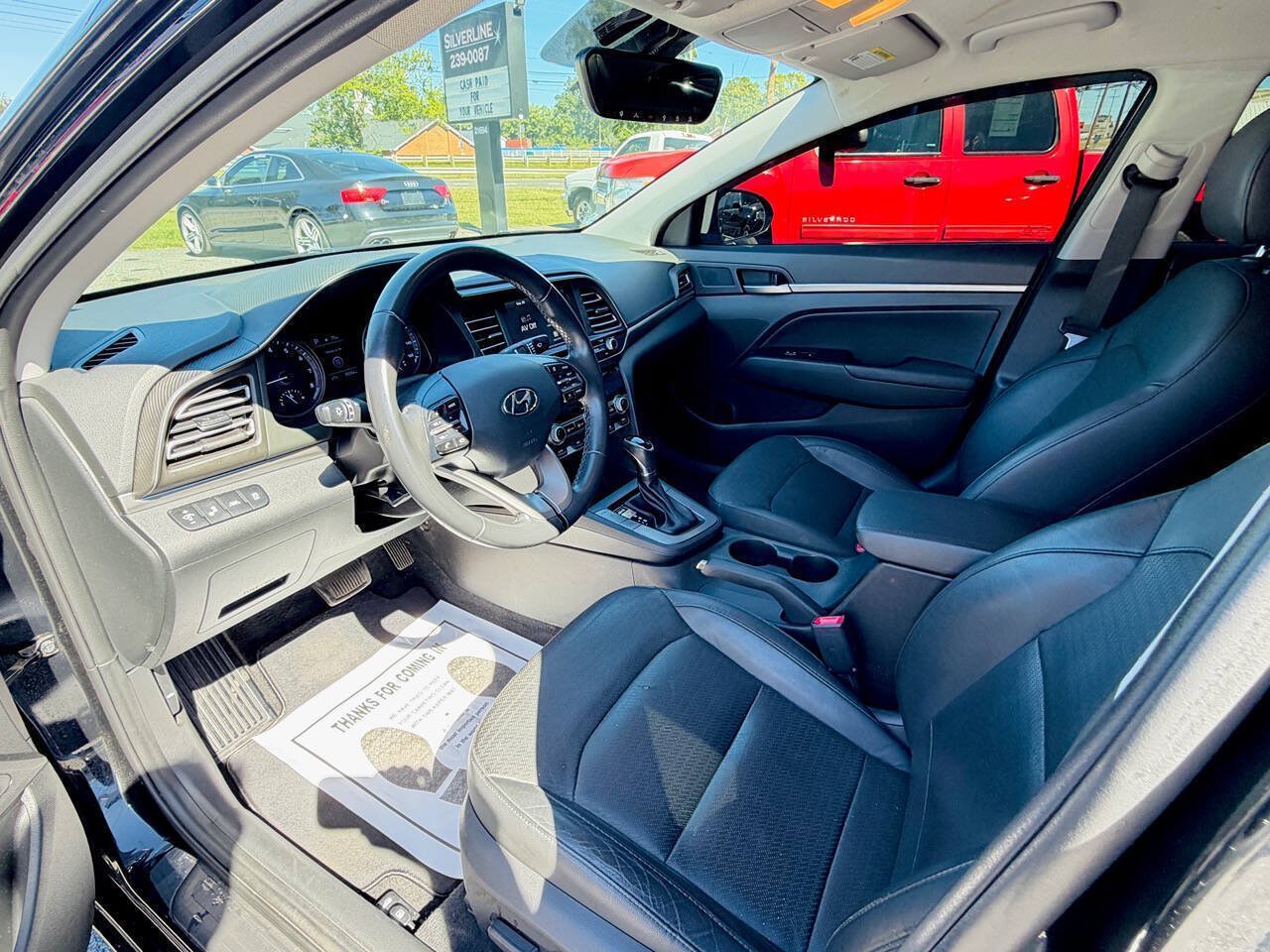Used 2019 Hyundai Elantra Limited w/ Cargo Package FWD image 9