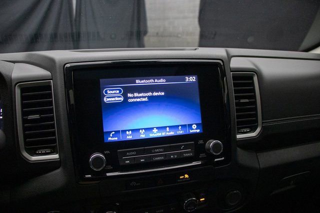 Used 2024 Nissan Frontier SL w/ Technology Package image 33