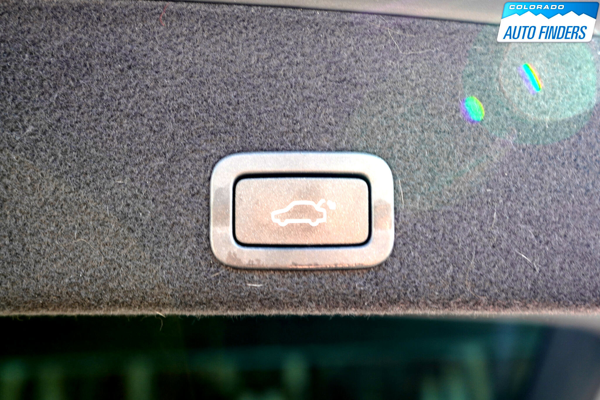 Used 2017 Volvo XC60 T5 Dynamic w/ Advanced Package image 31