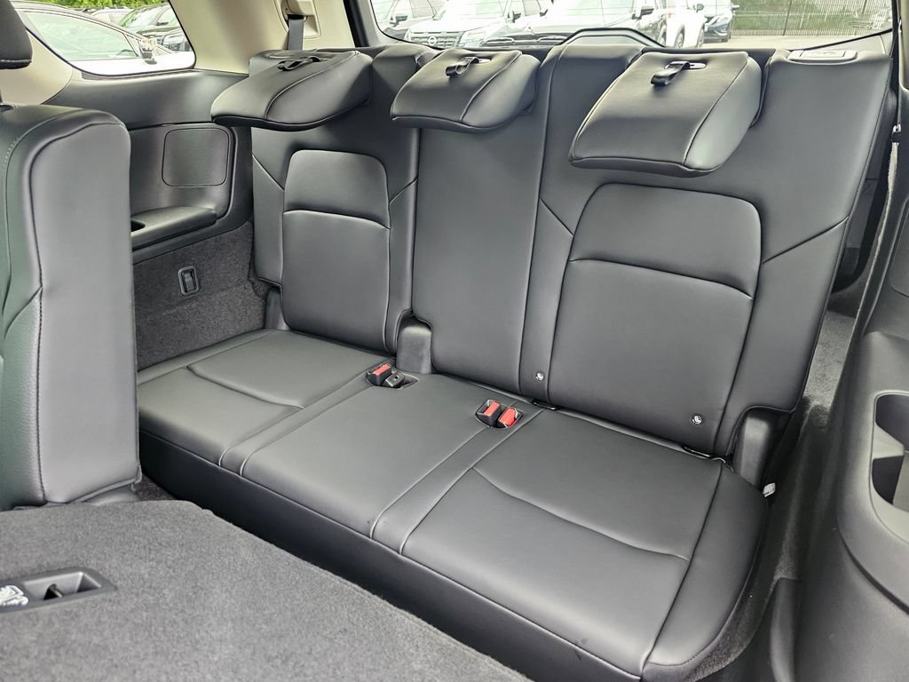 New 2026 Nissan Pathfinder SL AWD/4WD image 21