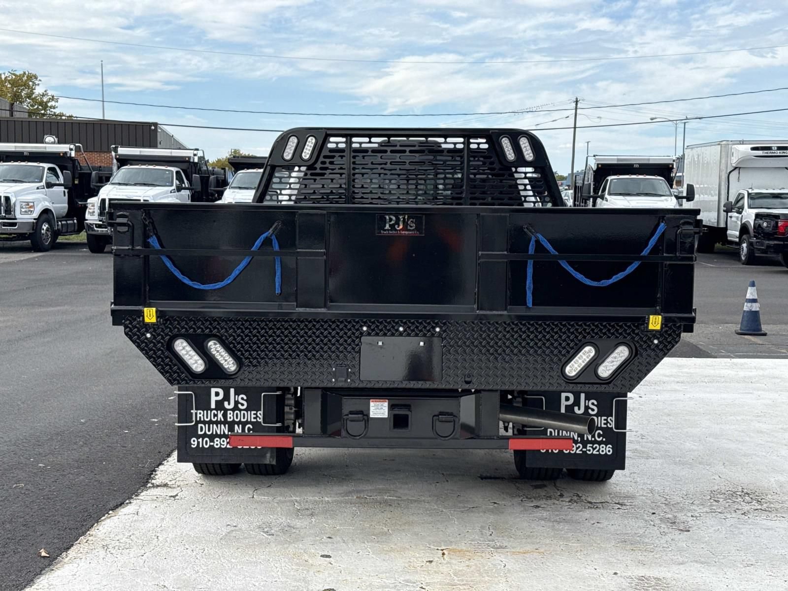 New 2026 Ford F350 XL w/ XL Chrome Package AWD/4WD image 4