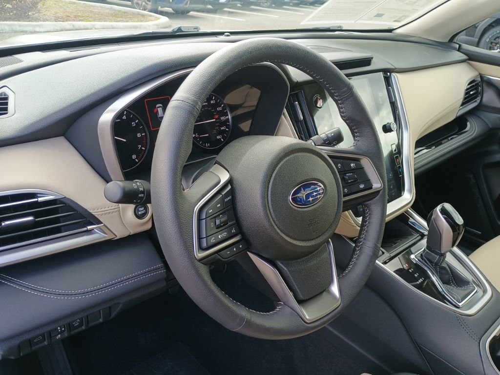 Certified 2025 Subaru Outback Limited AWD/4WD image 12