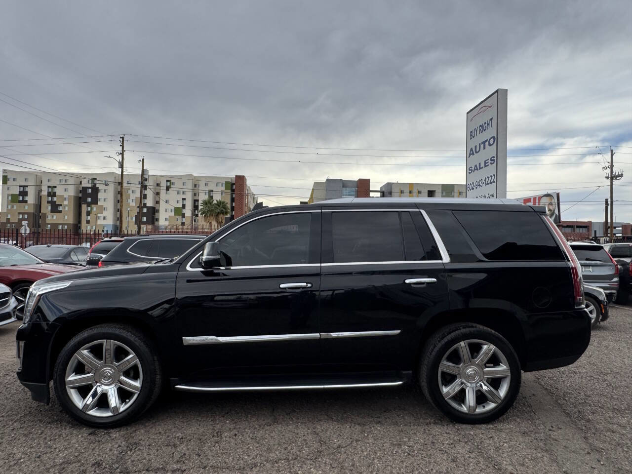 Used 2016 Cadillac Escalade Luxury image 6
