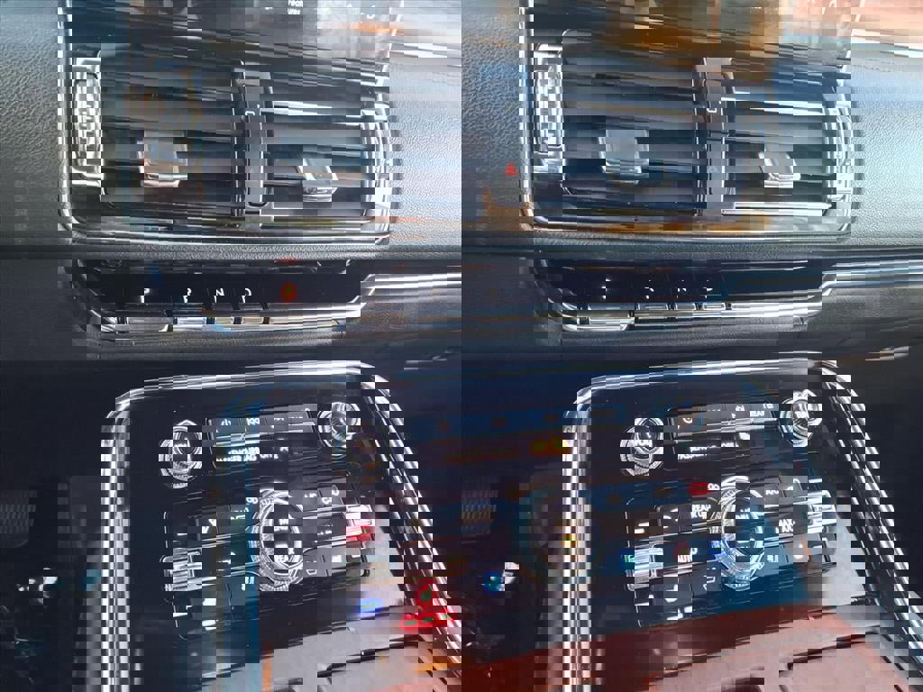 Used 2024 Lincoln Navigator Reserve image 15