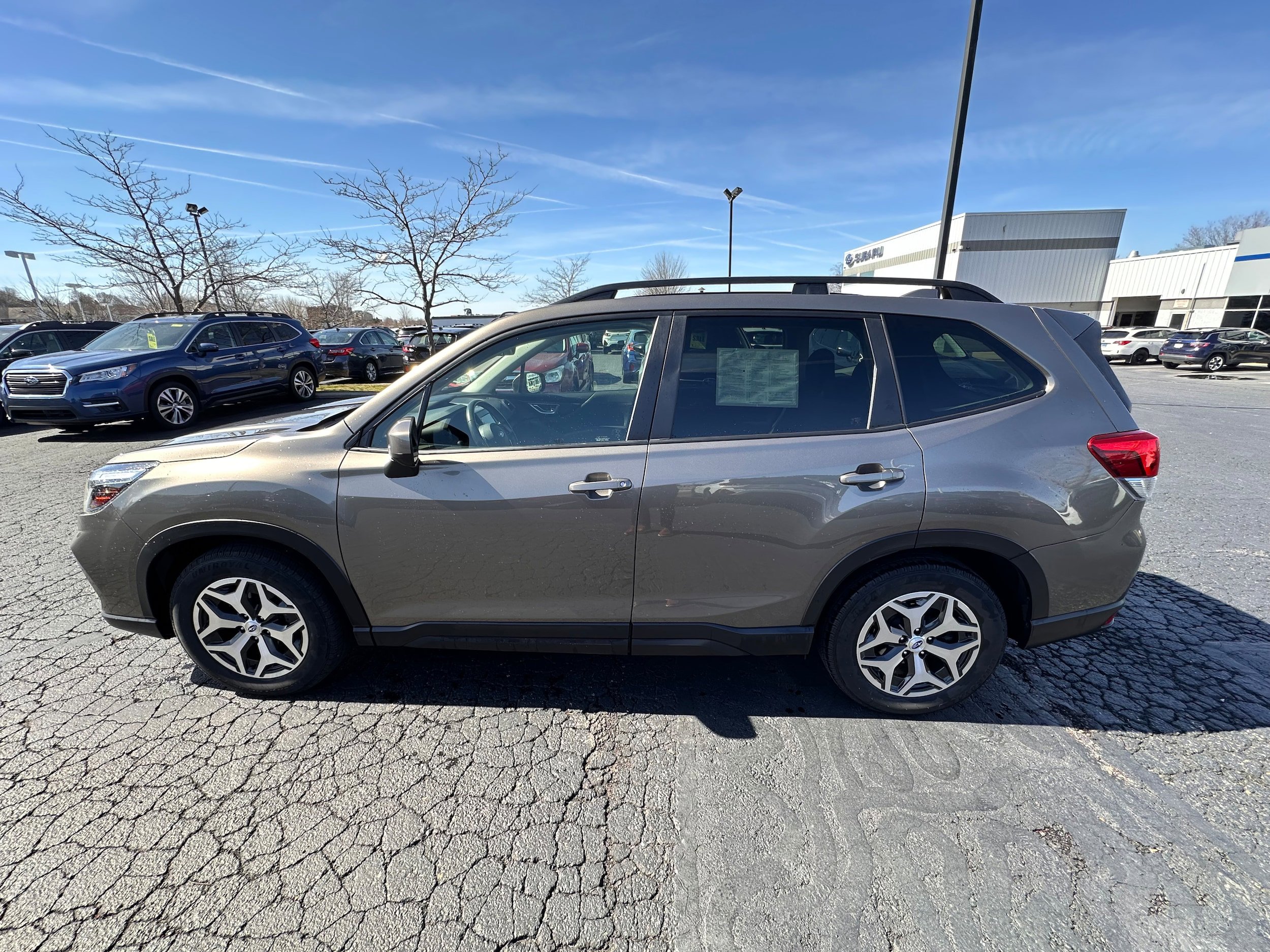 Used 2020 Subaru Forester Premium image 6