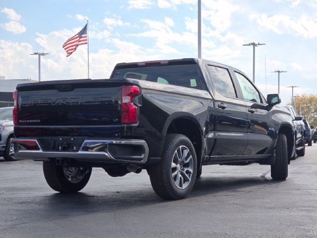 New 2026 Chevrolet Silverado 1500 LT w/ LPO, Liner Protection Package AWD/4WD image 15