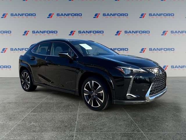 Used 2023 Lexus UX 250h FWD w/ Accessory Package (Z1) image 7
