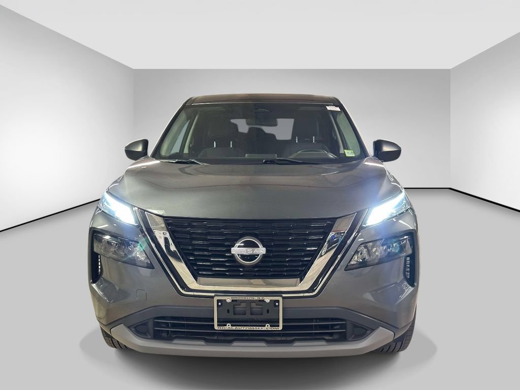 Used 2023 Nissan Rogue S AWD/4WD image 8