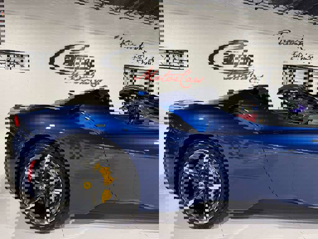 Used 2023 Ferrari SF90 Spider image 46