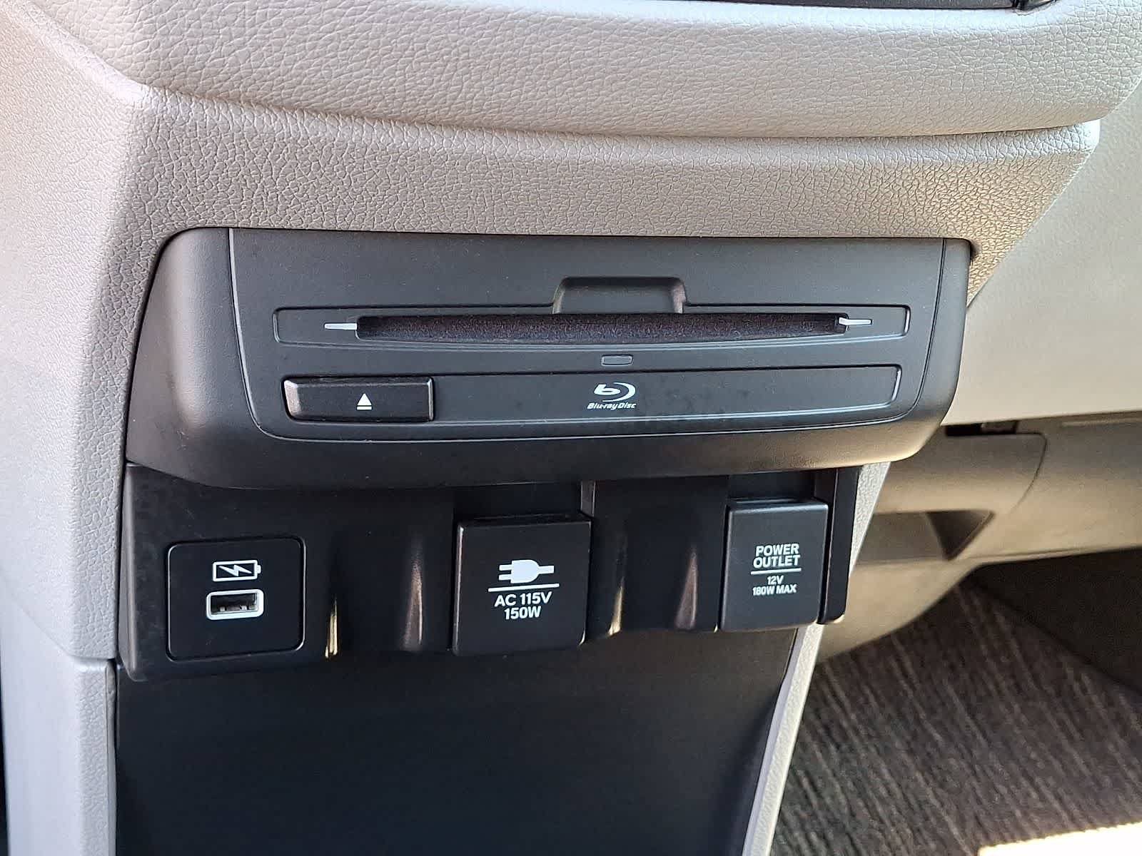 Used 2023 Honda Odyssey Elite image 26