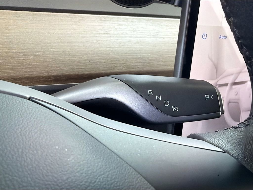 Used 2024 Tesla Model Y Long Range image 15