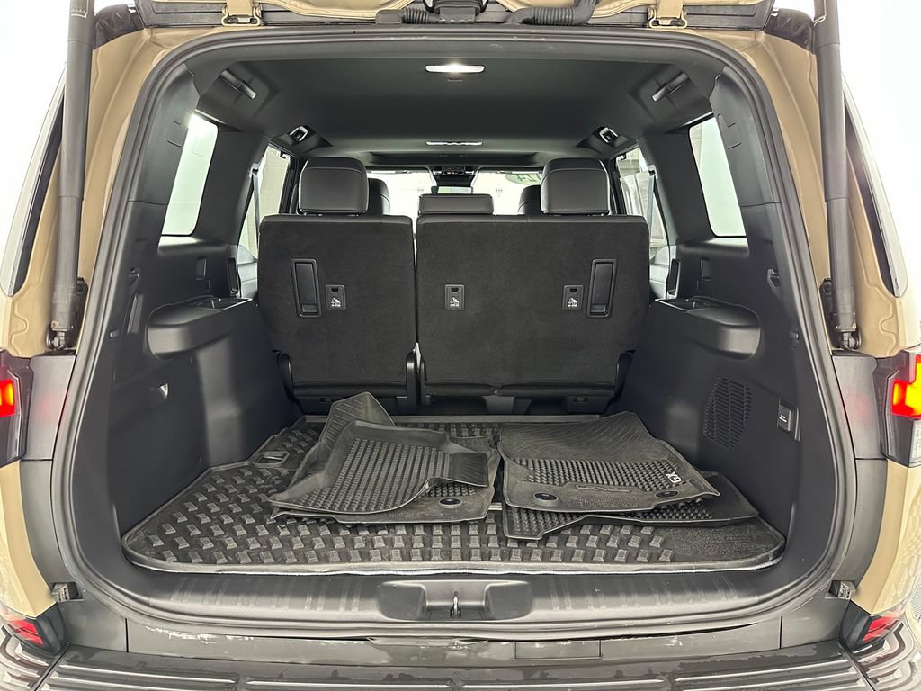 Used 2024 Lexus GX 550 AWD/4WD image 46