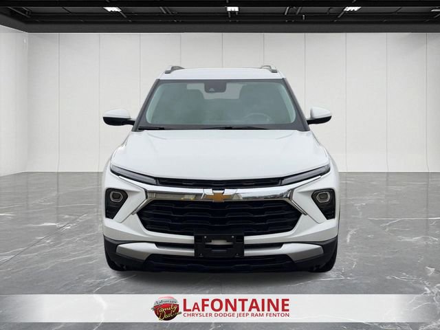 Used 2025 Chevrolet TrailBlazer LT FWD image 9