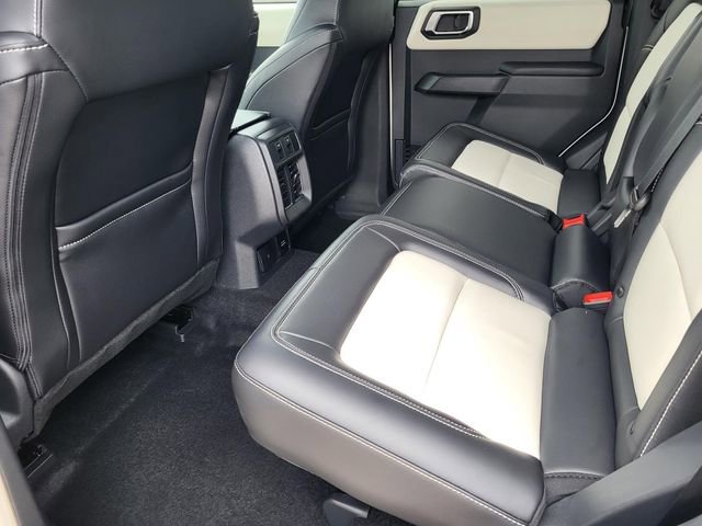 New 2026 Ford Bronco Outer Banks AWD/4WD image 15