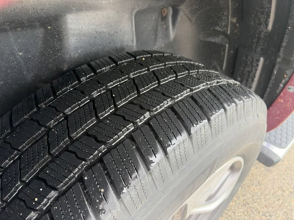 Used 2019 RAM 1500 Laramie AWD/4WD image 9
