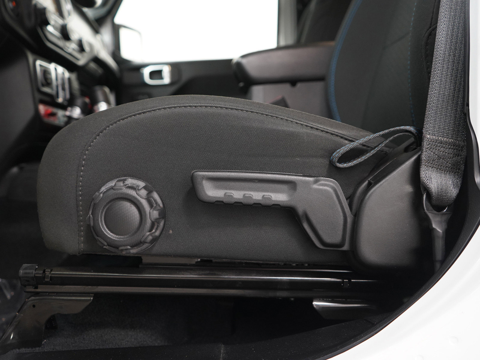 Used 2023 Jeep Wrangler Unlimited Rubicon 4xe w/ Cold Weather Group image 30