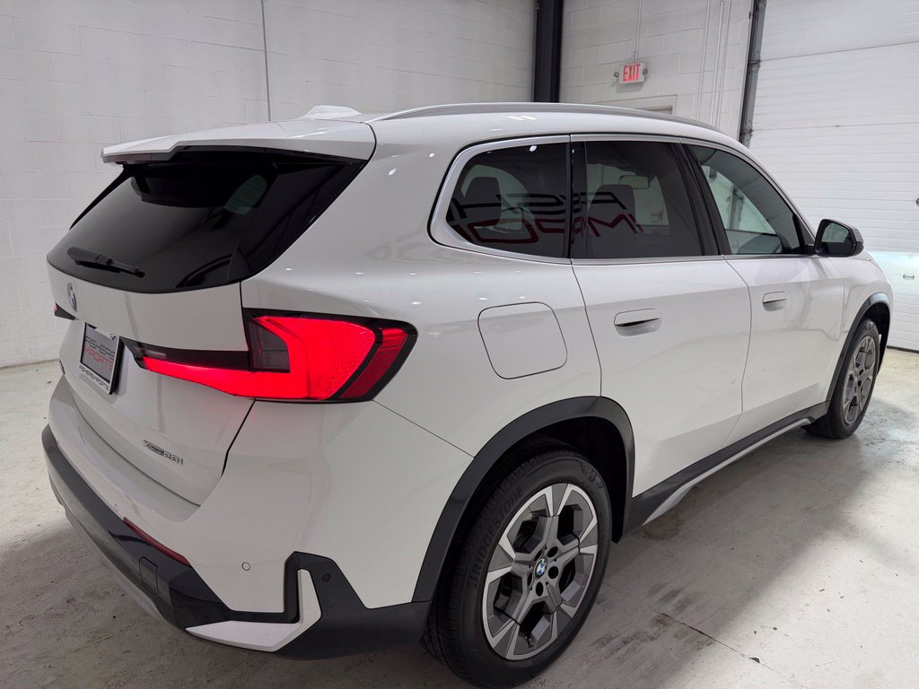 Used 2023 BMW X1 xDrive28i w/ Convenience Package AWD/4WD image 10