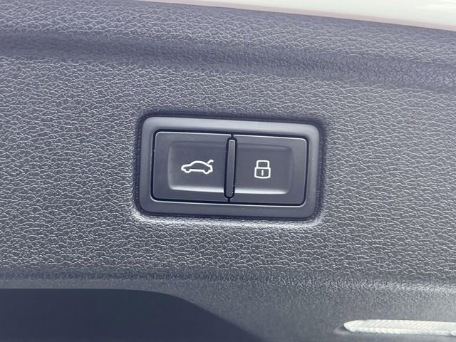 Used 2023 Audi A5 2.0T Premium Plus w/ Premium Plus image 9