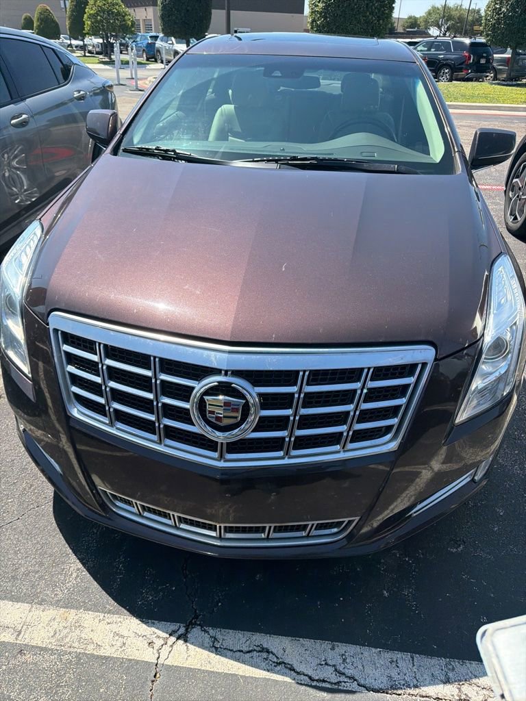 Used 2015 Cadillac XTS Luxury w/ Driver Awareness Package AWD/4WD image 2