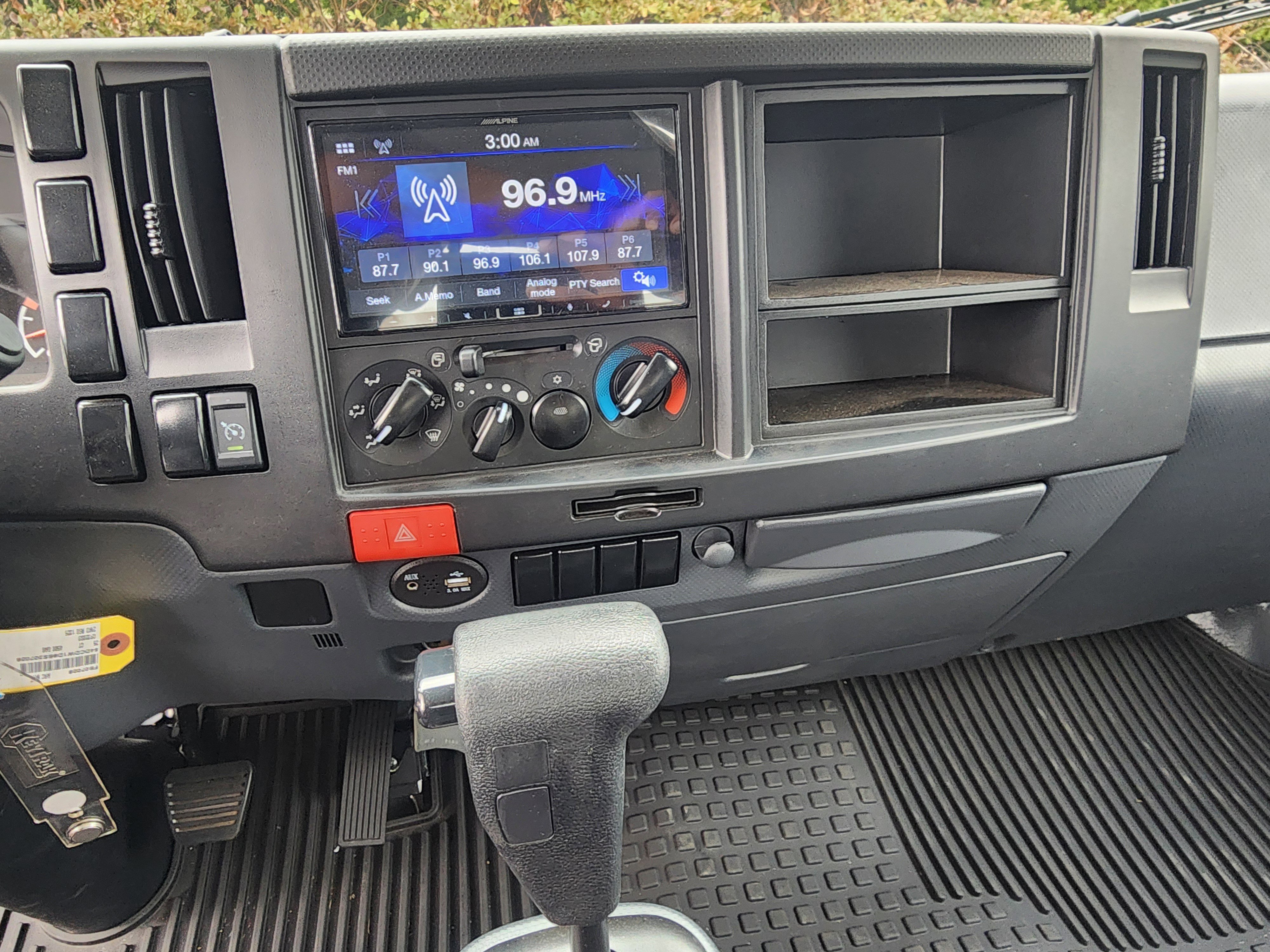 New 2025 Chevrolet Low Cab Forward image 23