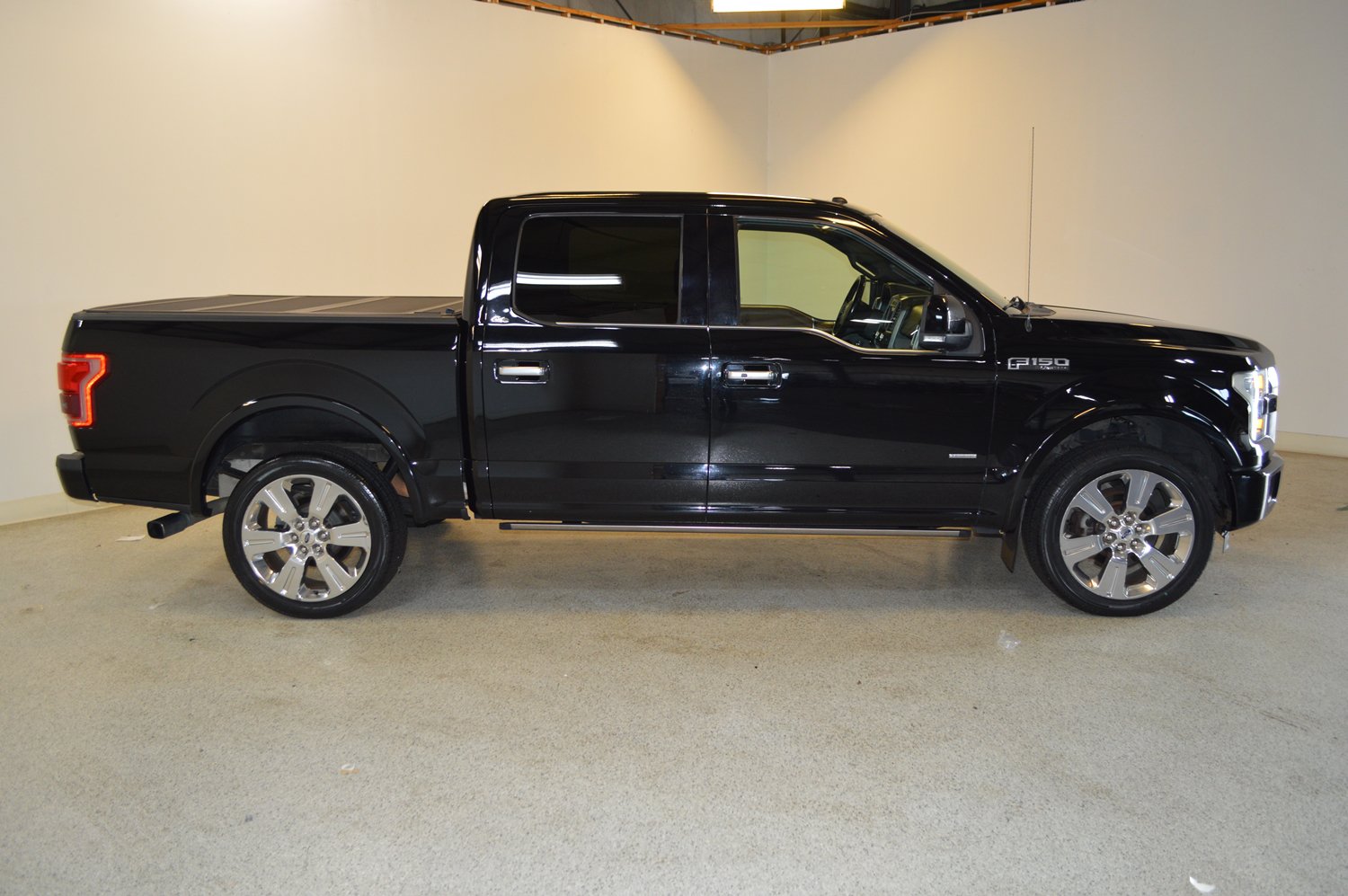 Used 2016 Ford F150 Limited w/ Trailer Tow Package AWD/4WD image 2