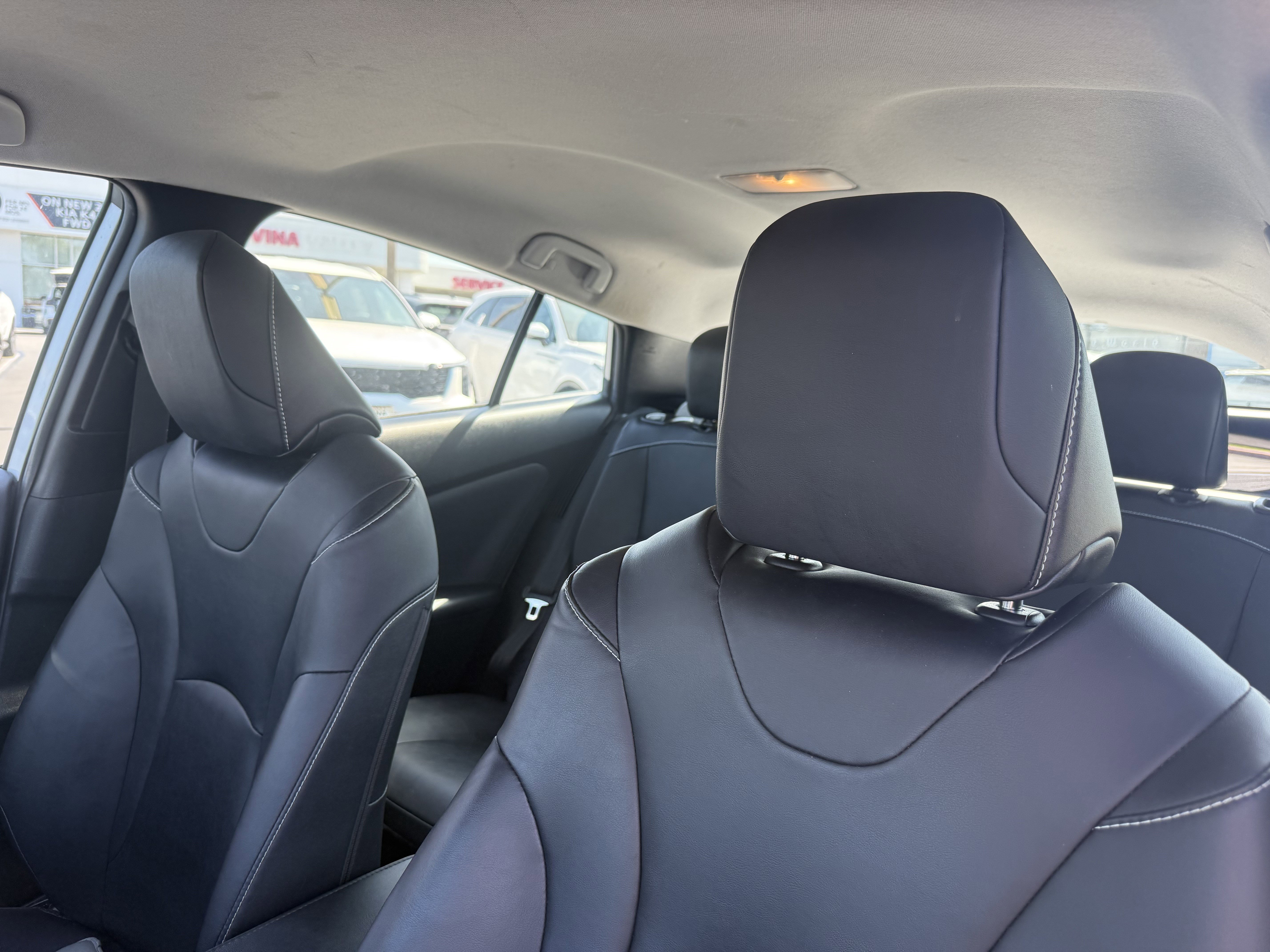 Used 2022 Toyota Prius Prime XLE image 15