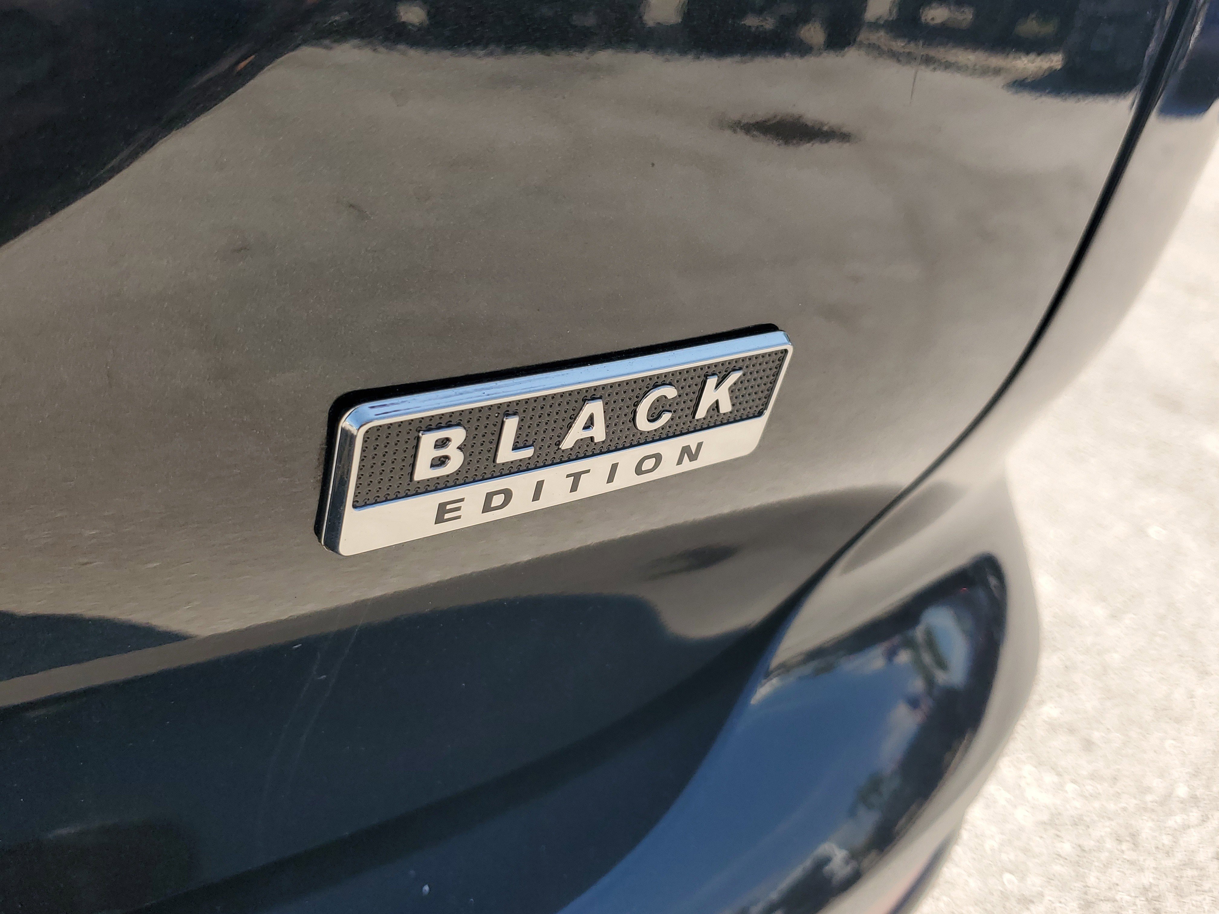 Used 2022 Mitsubishi Outlander SEL Black Edition image 31