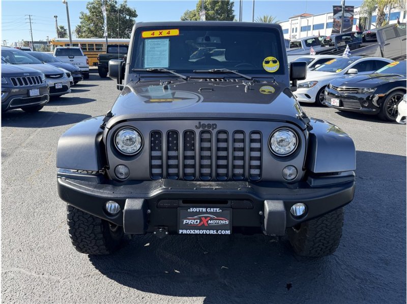 Used 2018 Jeep Wrangler Unlimited Sport image 2