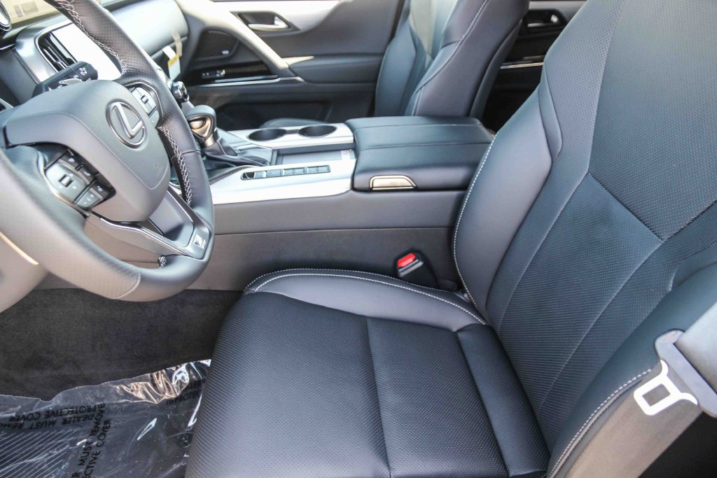 New 2026 Lexus LX 600 F Sport AWD/4WD image 18