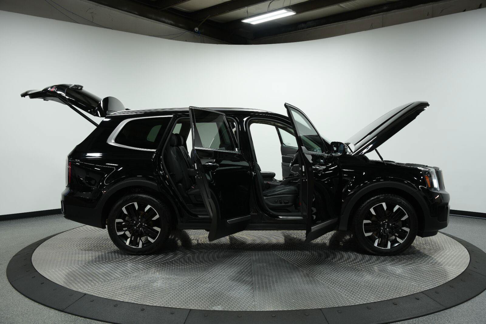 Used 2023 Kia Telluride SX AWD/4WD image 9