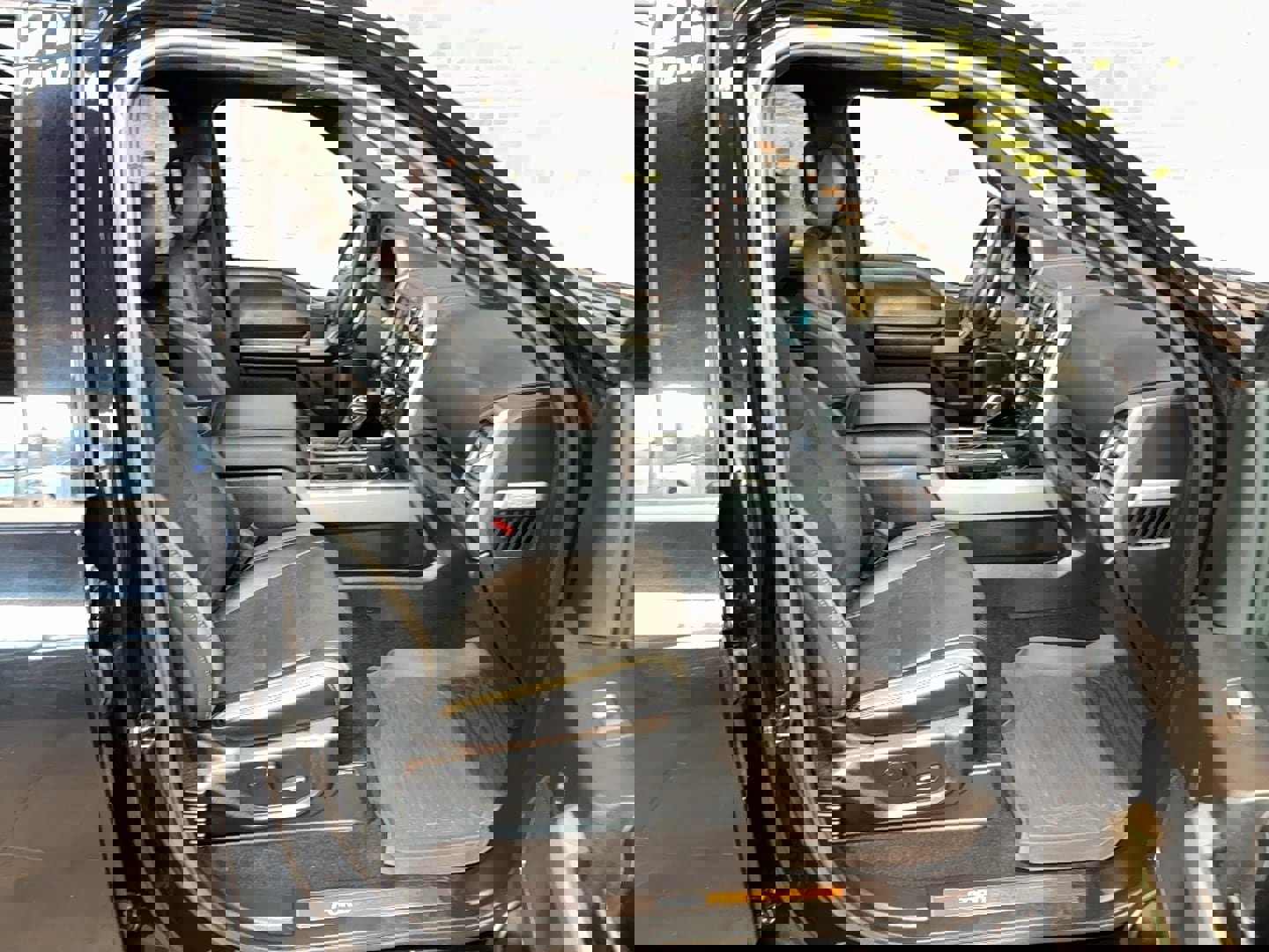 Used 2018 Ford F150 Raptor w/ Equipment Group 802A Luxury image 99