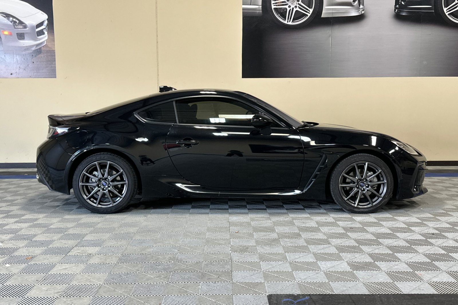 Used 2022 Subaru BRZ Premium RWD image 3