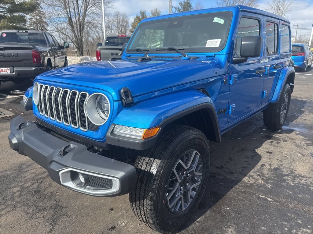 New 2025 Jeep Wrangler Unlimited Sahara w/ Safety Group AWD/4WD image 8