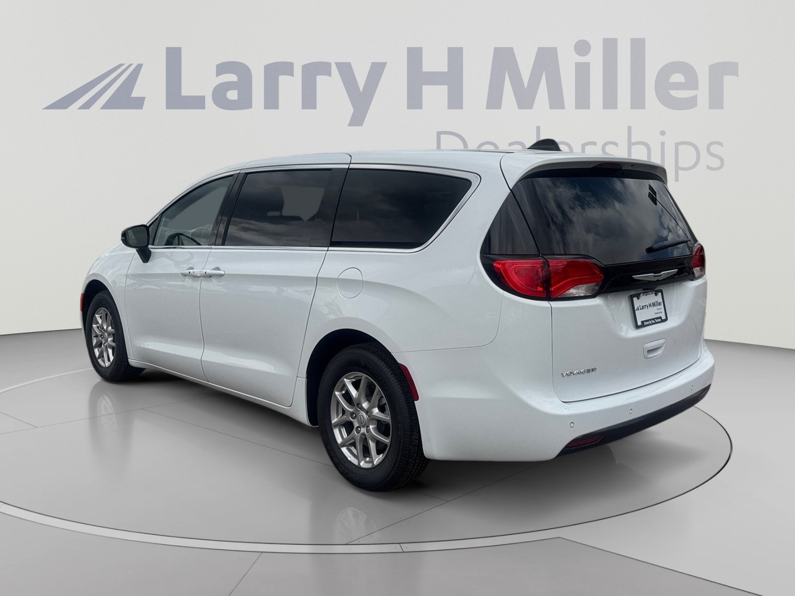 New 2026 Chrysler Voyager LX FWD image 3