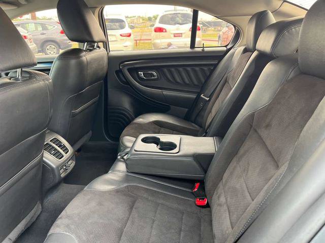 Used 2010 Ford Taurus SHO image 11