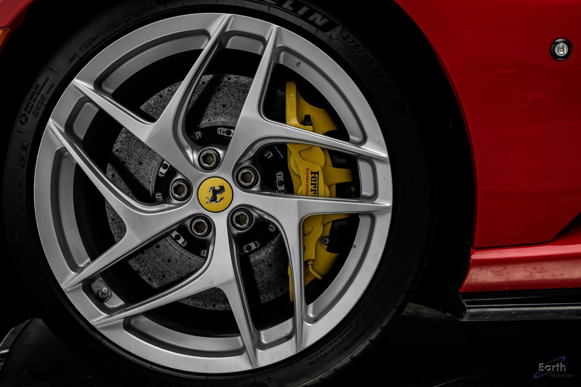 Used 2018 Ferrari 812 Superfast image 94