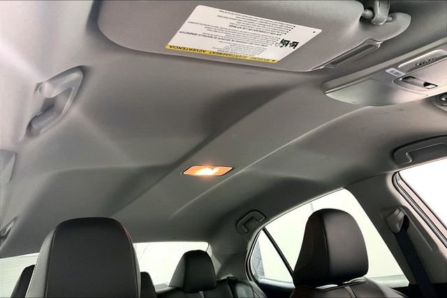 Used 2024 Toyota Camry SE image 28