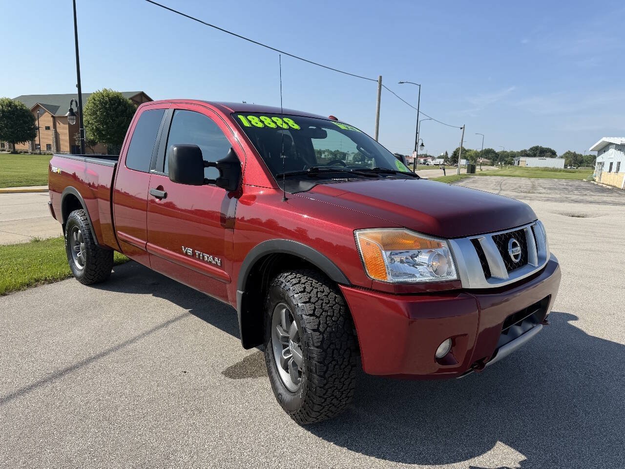 Used 2015 Nissan Titan PRO-4X AWD/4WD image 3
