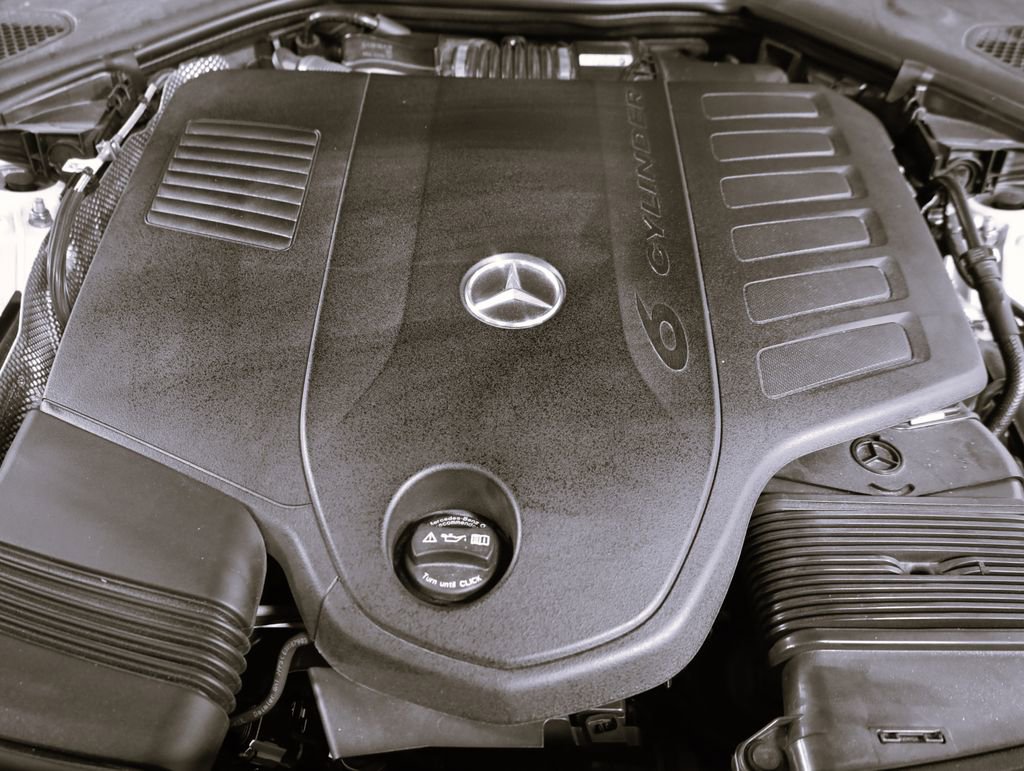 Certified 2025 Mercedes-Benz E 450 4MATIC Sedan image 58