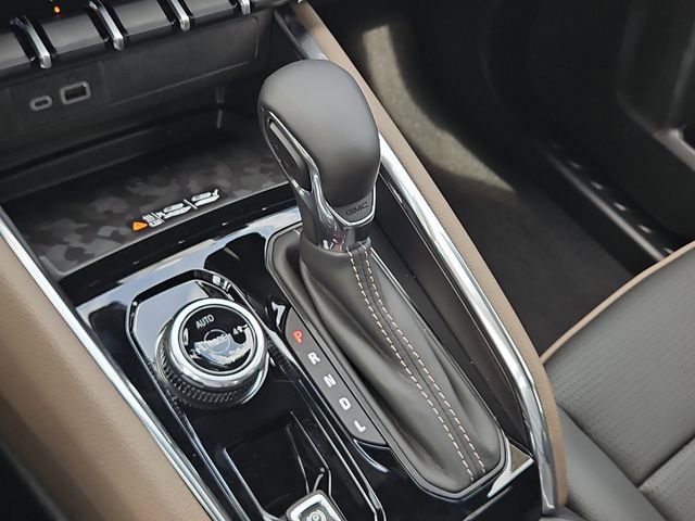 New 2026 GMC Canyon Denali image 18